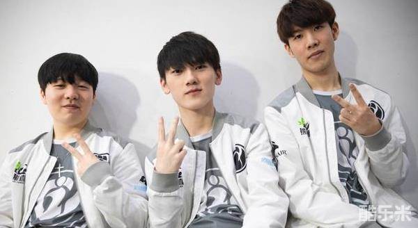 辽宁队的整 辽宁队的整